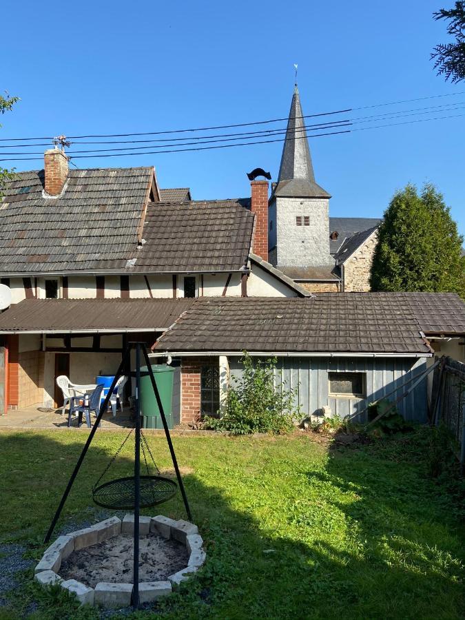 300 Jahre Altes Renoviertes Fachwerkhaus Villa Peterslahr Eksteriør billede