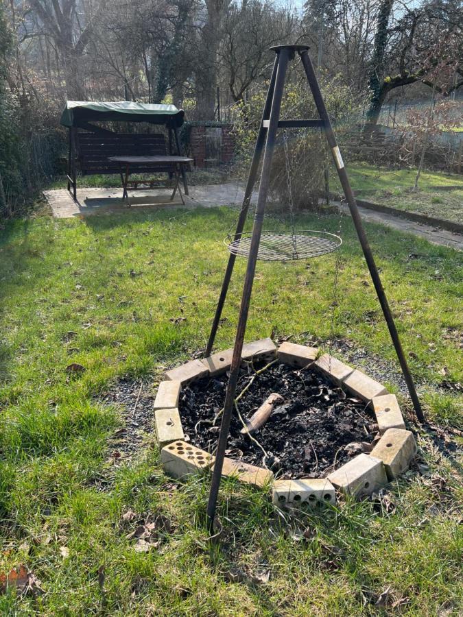 300 Jahre Altes Renoviertes Fachwerkhaus Villa Peterslahr Eksteriør billede